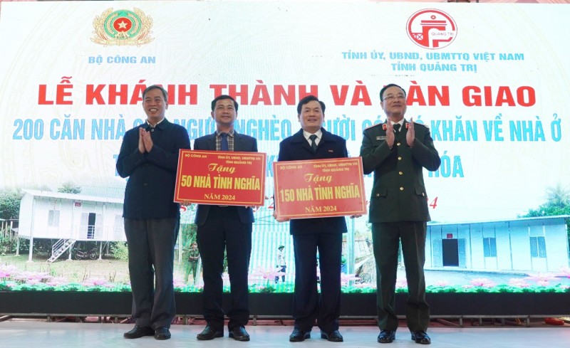 200 căn nhà tình nghĩa đến với người có hoàn cảnh khó khăn ở huyện miền núi Quảng Trị